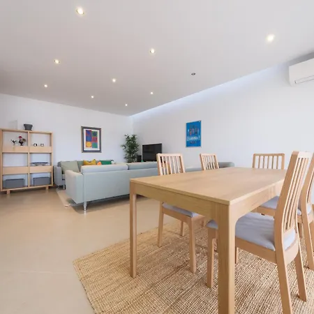 28 By Destination Algarve