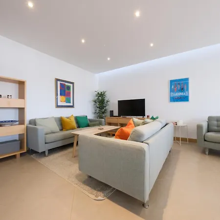 28 By Destination Algarve *