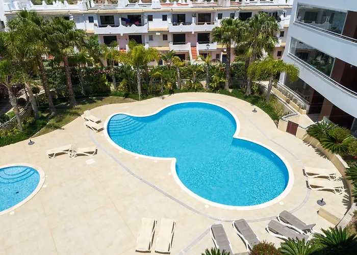 28 By Destination Algarve Apartman